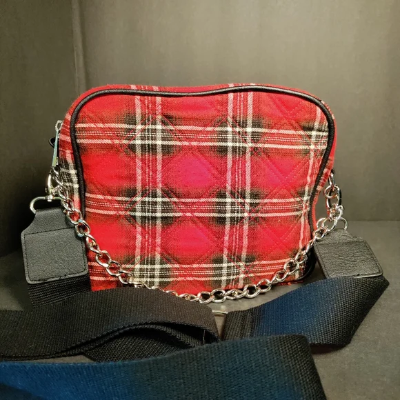 A RED PLAID PURSE⭐ - Picture 2 of 10
